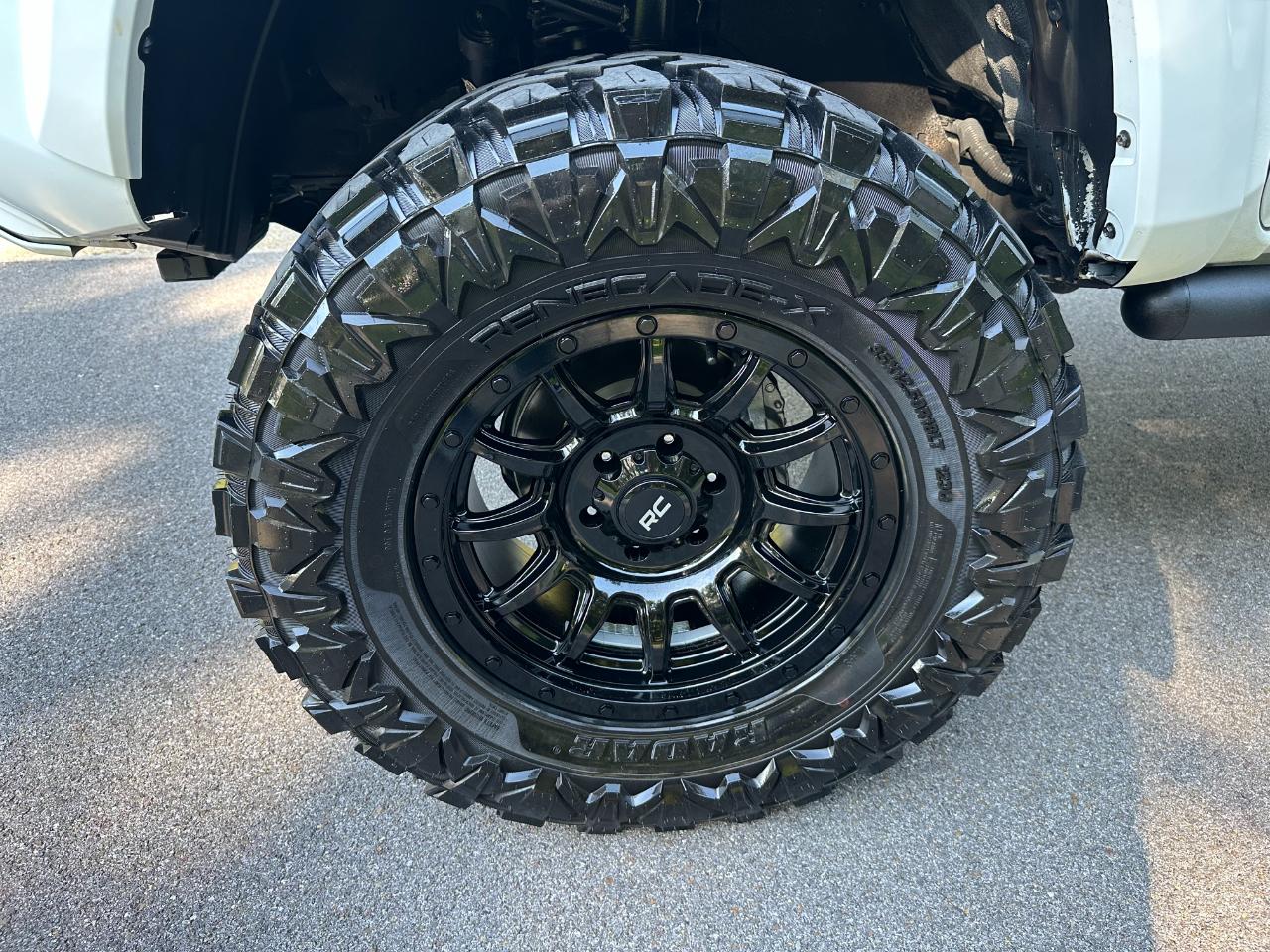 Toyota Tacoma 4WD SR5 Double Cab 5' Bed V6 AT (Natl) 2021