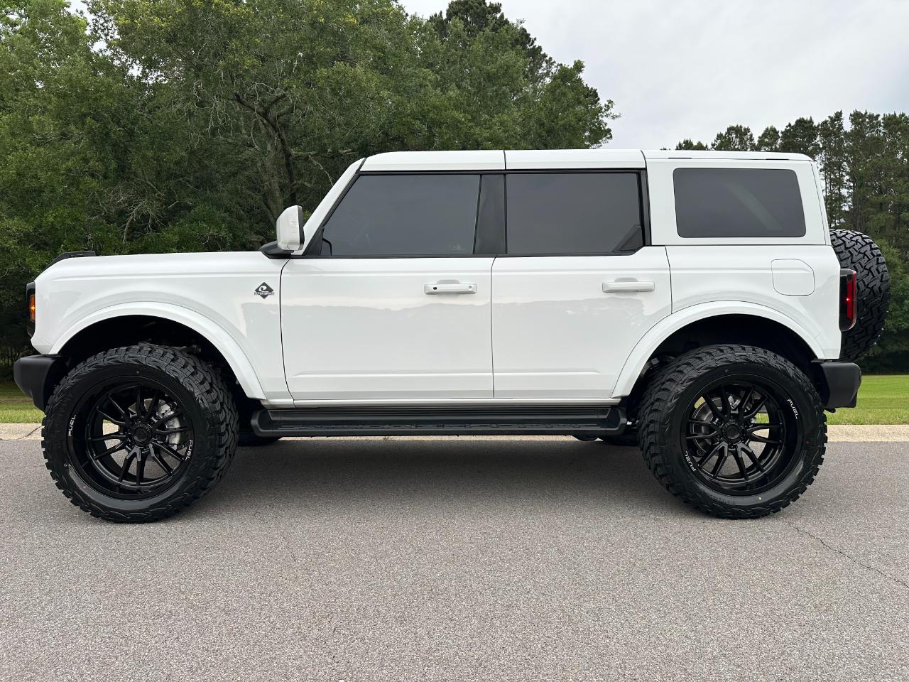 Ford Bronco Outer Banks 4 Door 4x4 2025