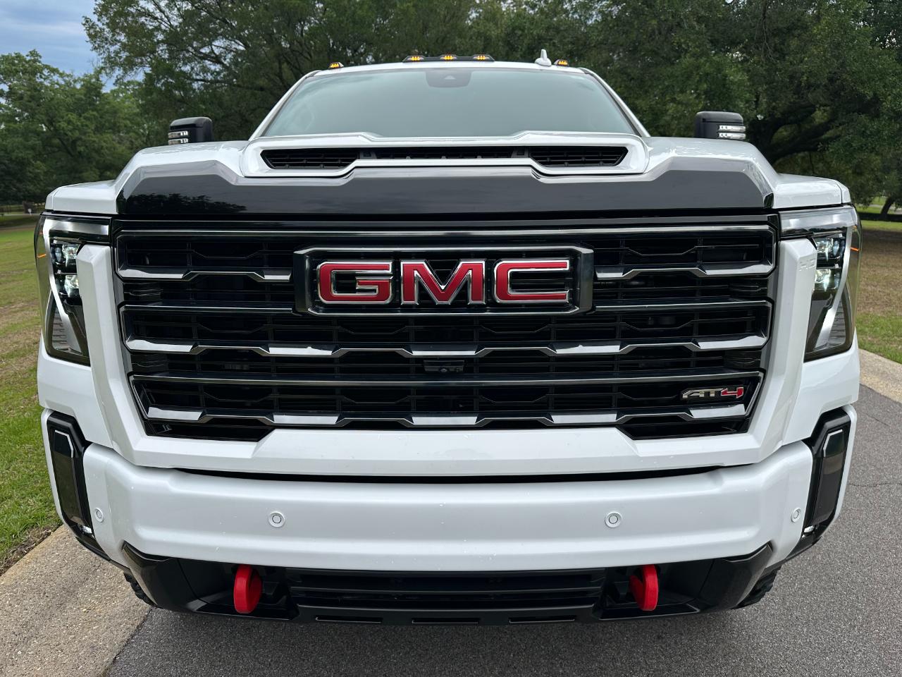 GMC Sierra 2500HD 4WD Crew Cab 159" AT4 2024