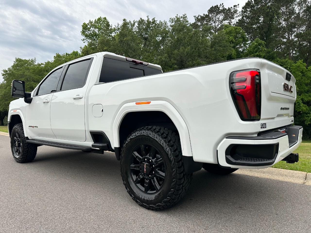 GMC Sierra 2500HD 4WD Crew Cab 159" AT4 2024
