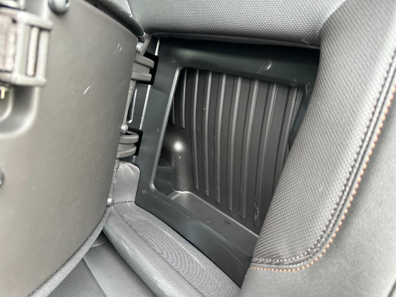GMC Sierra 2500HD 4WD Crew Cab 159" AT4 2024