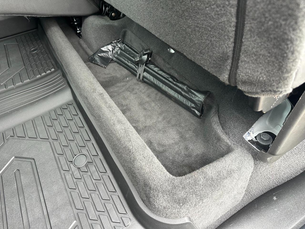 GMC Sierra 2500HD 4WD Crew Cab 159" AT4 2024
