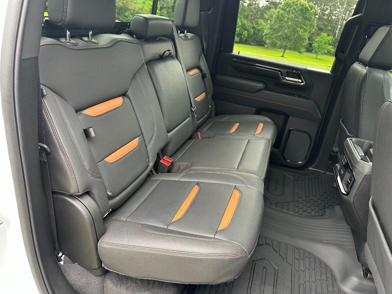 GMC Sierra 2500HD 4WD Crew Cab 159" AT4 2024