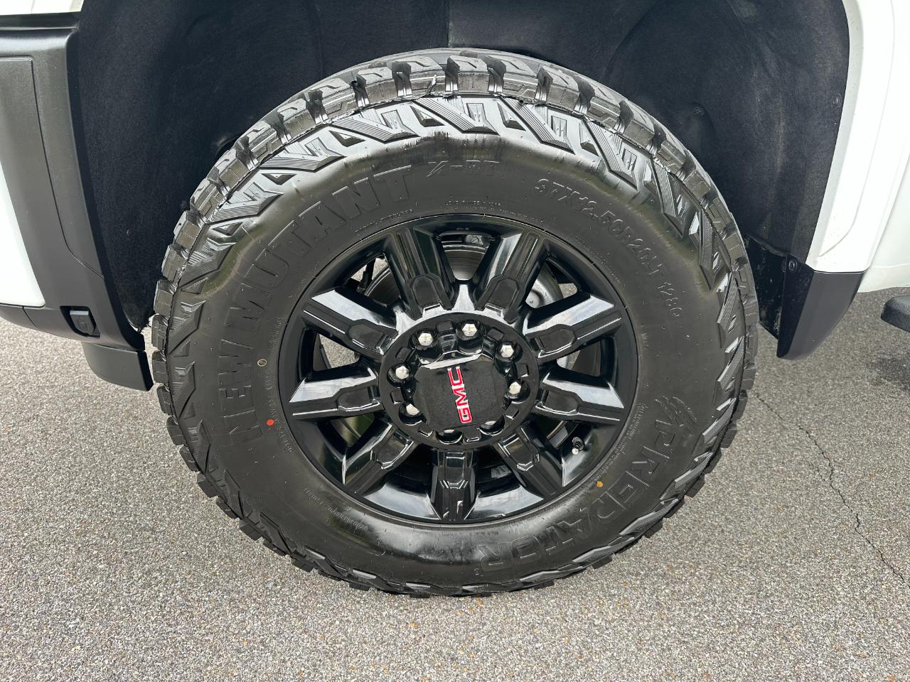 GMC Sierra 2500HD 4WD Crew Cab 159" AT4 2024