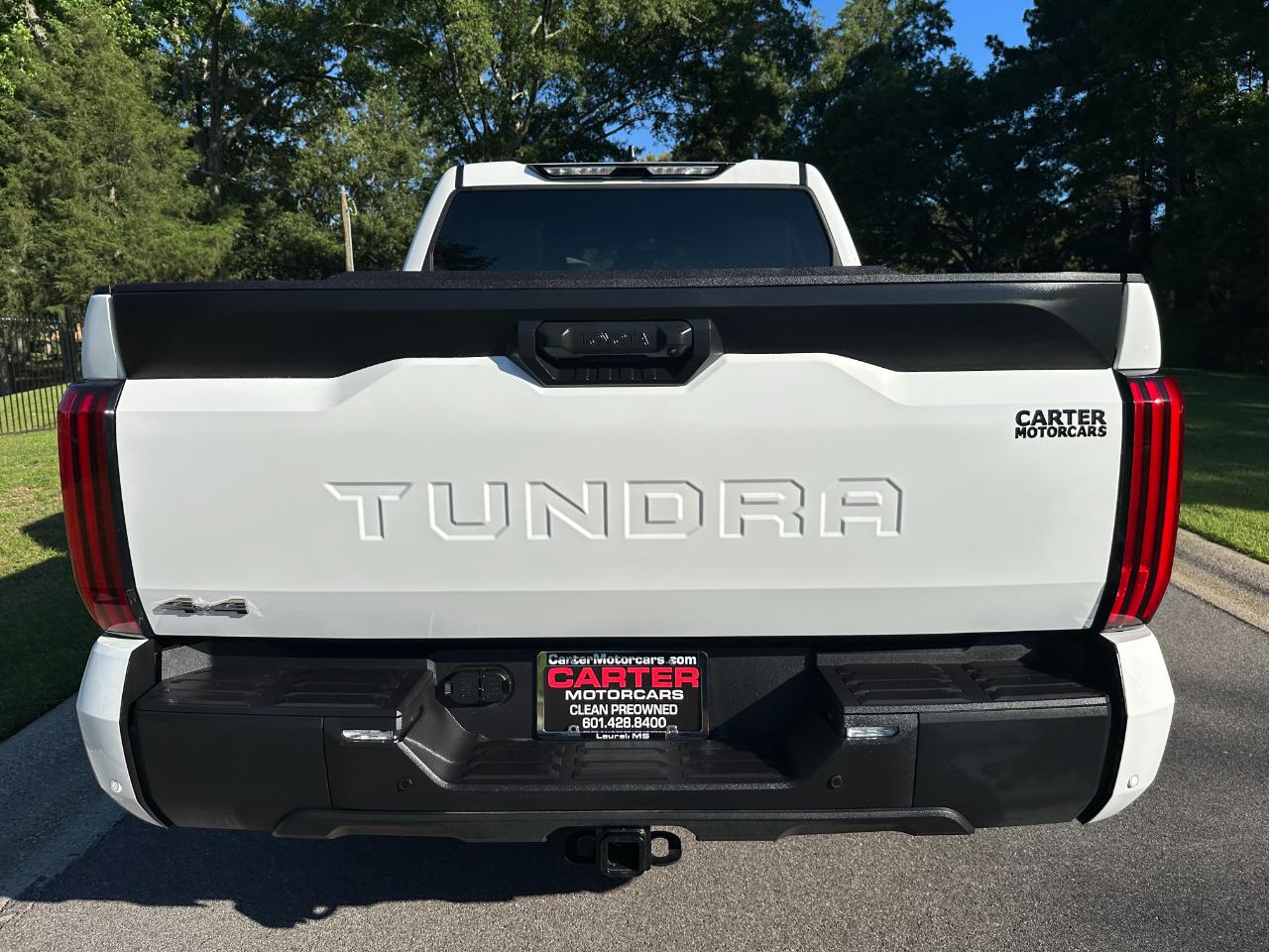 Toyota Tundra 4WD SR5 CrewMax 5.5' Bed (Natl) 2026