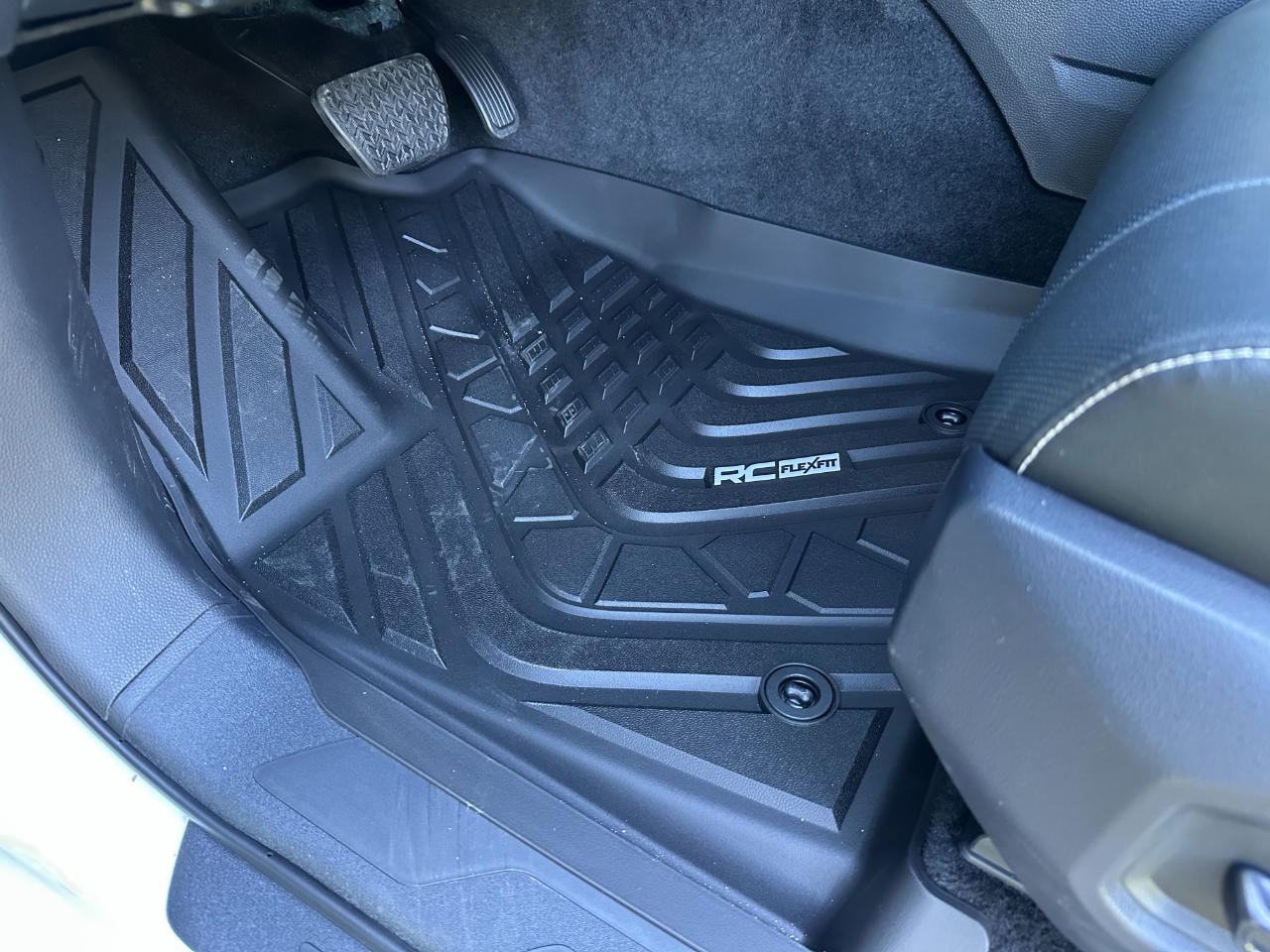 Toyota Tundra 4WD SR5 CrewMax 5.5' Bed (Natl) 2026
