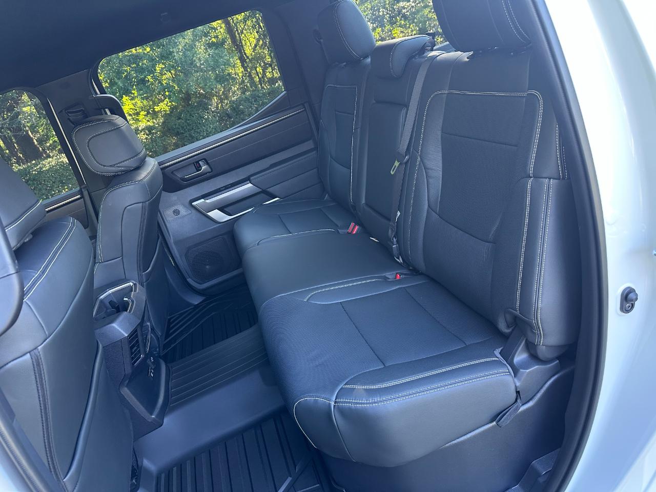 Toyota Tundra 4WD SR5 CrewMax 5.5' Bed (Natl) 2026