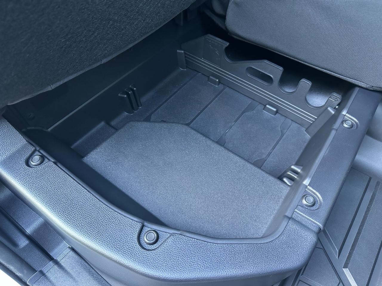 Toyota Tundra 4WD SR5 CrewMax 5.5' Bed (Natl) 2026