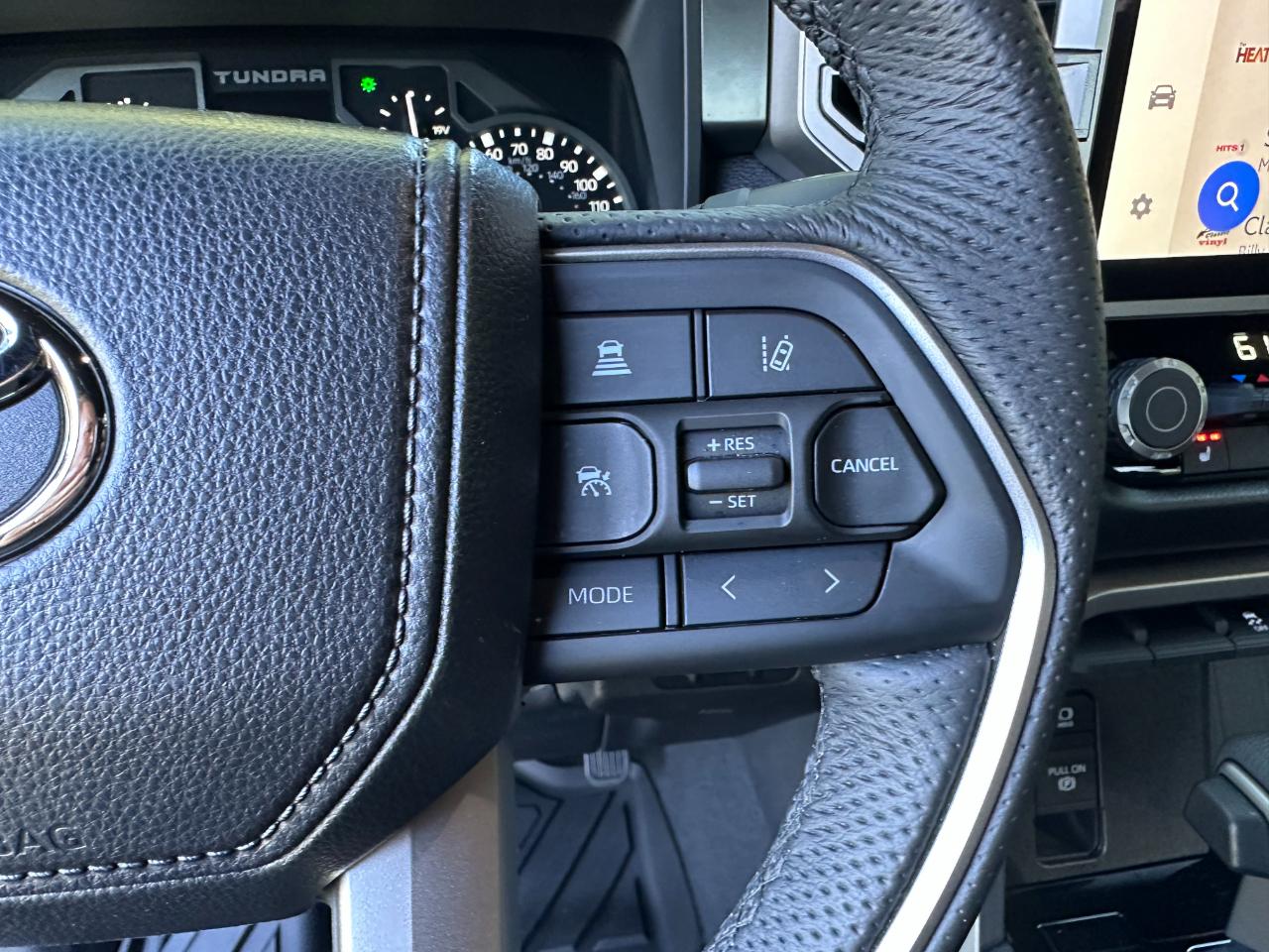 Toyota Tundra 4WD SR5 CrewMax 5.5' Bed (Natl) 2026