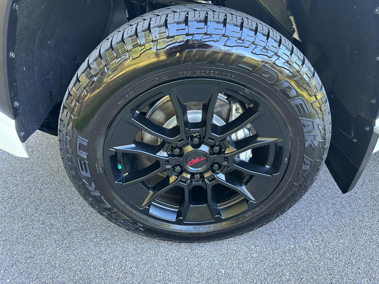 Toyota Tundra 4WD SR5 CrewMax 5.5' Bed (Natl) 2026
