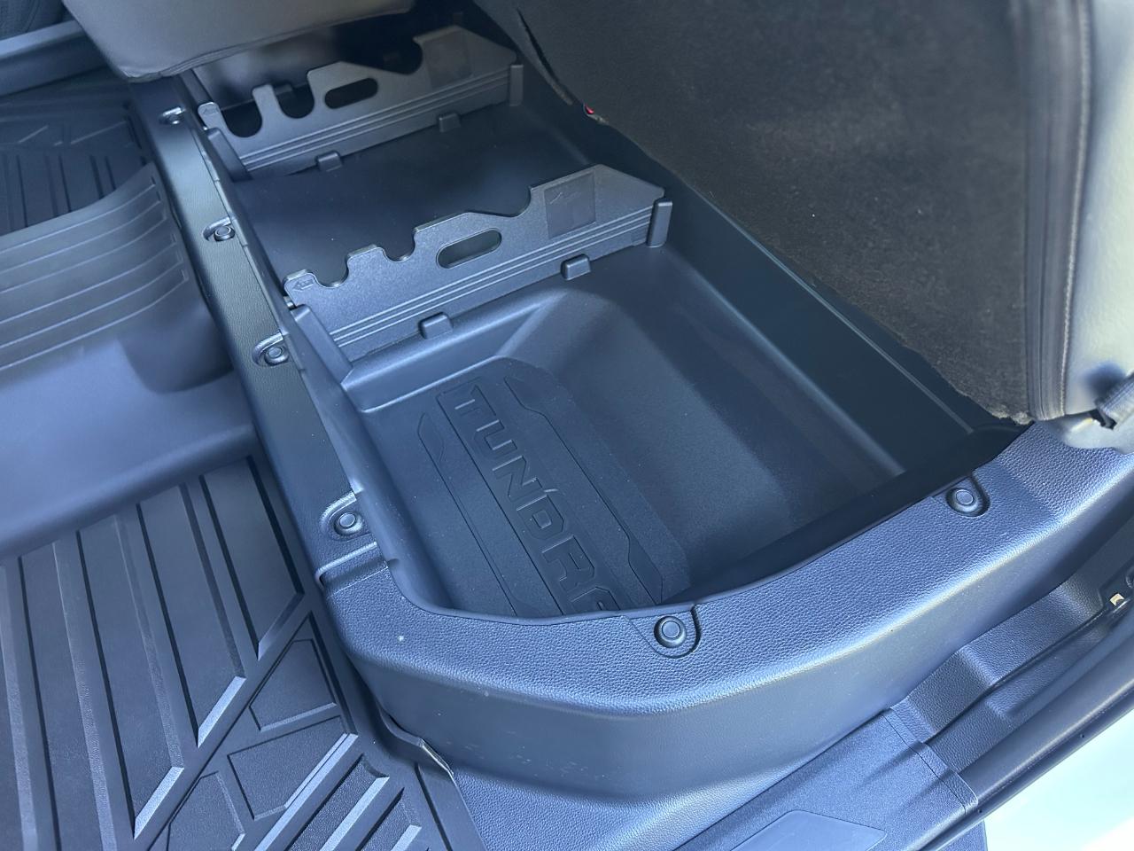 Toyota Tundra 4WD SR5 CrewMax 5.5' Bed (Natl) 2026