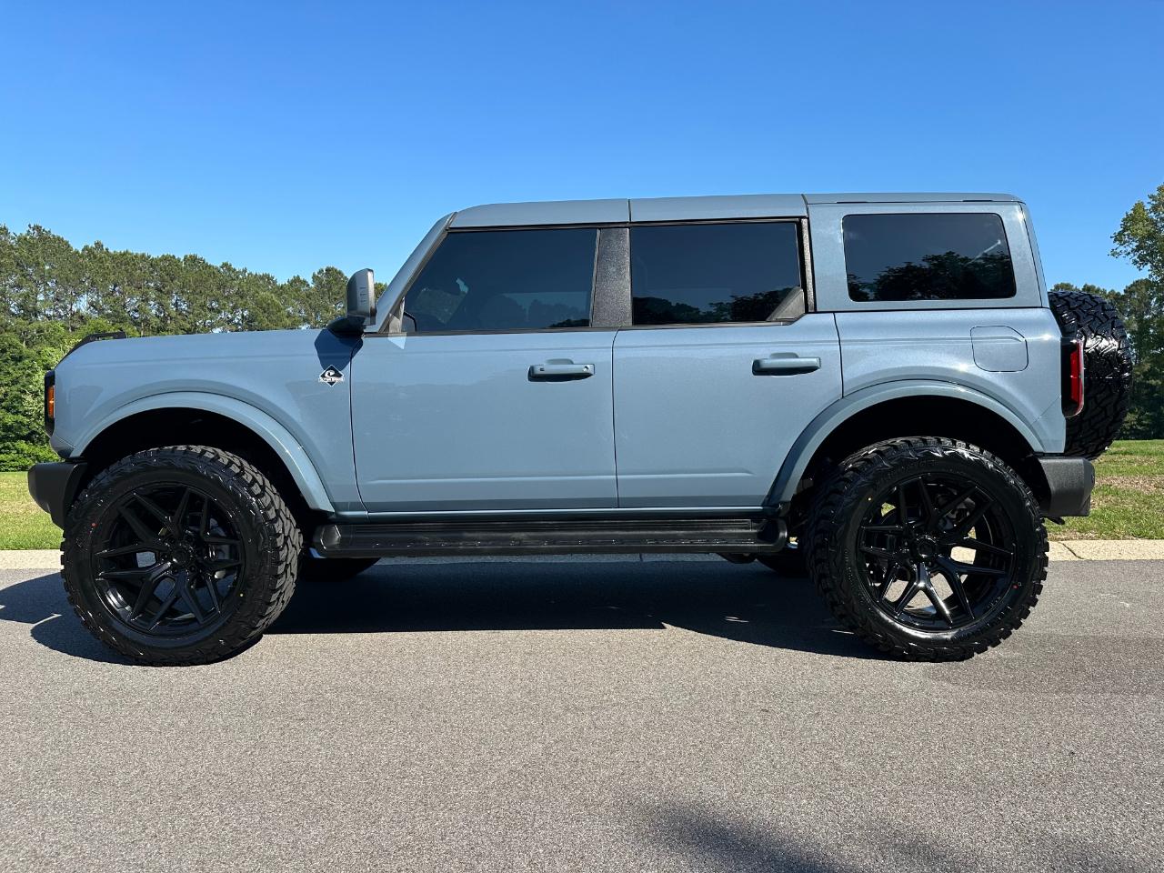 Ford Bronco Outer Banks 4 Door 4x4 2025