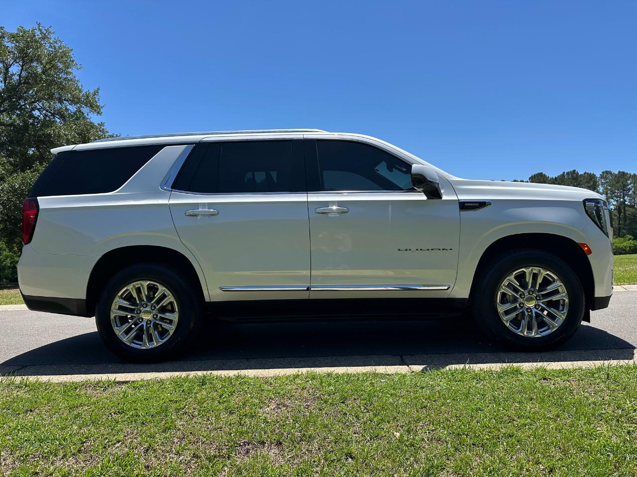 GMC Yukon 4WD 4dr SLT 2024