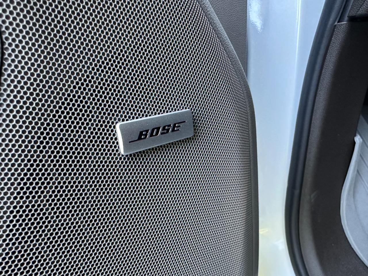 GMC Yukon 4WD 4dr SLT 2024