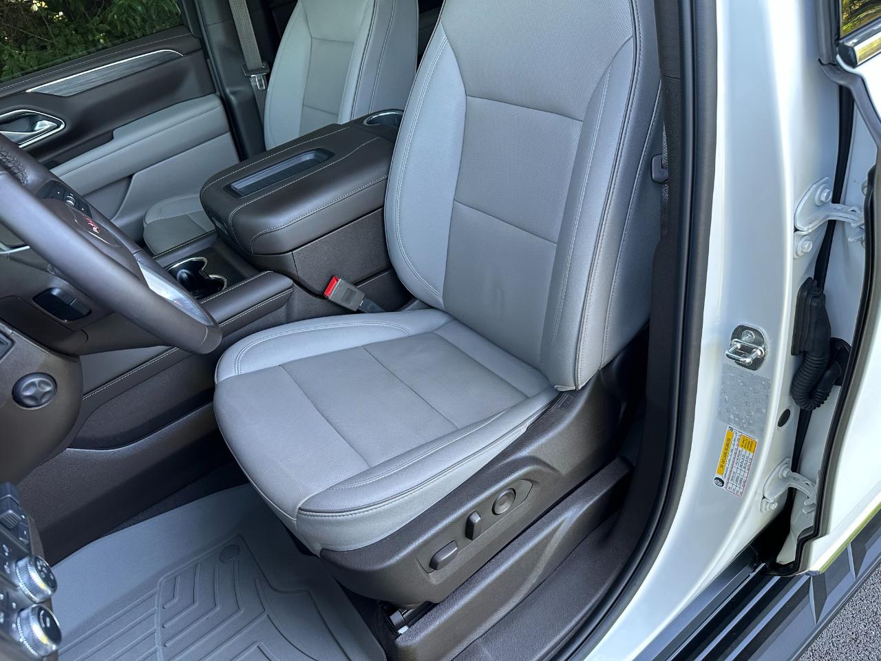 GMC Yukon 4WD 4dr SLT 2024