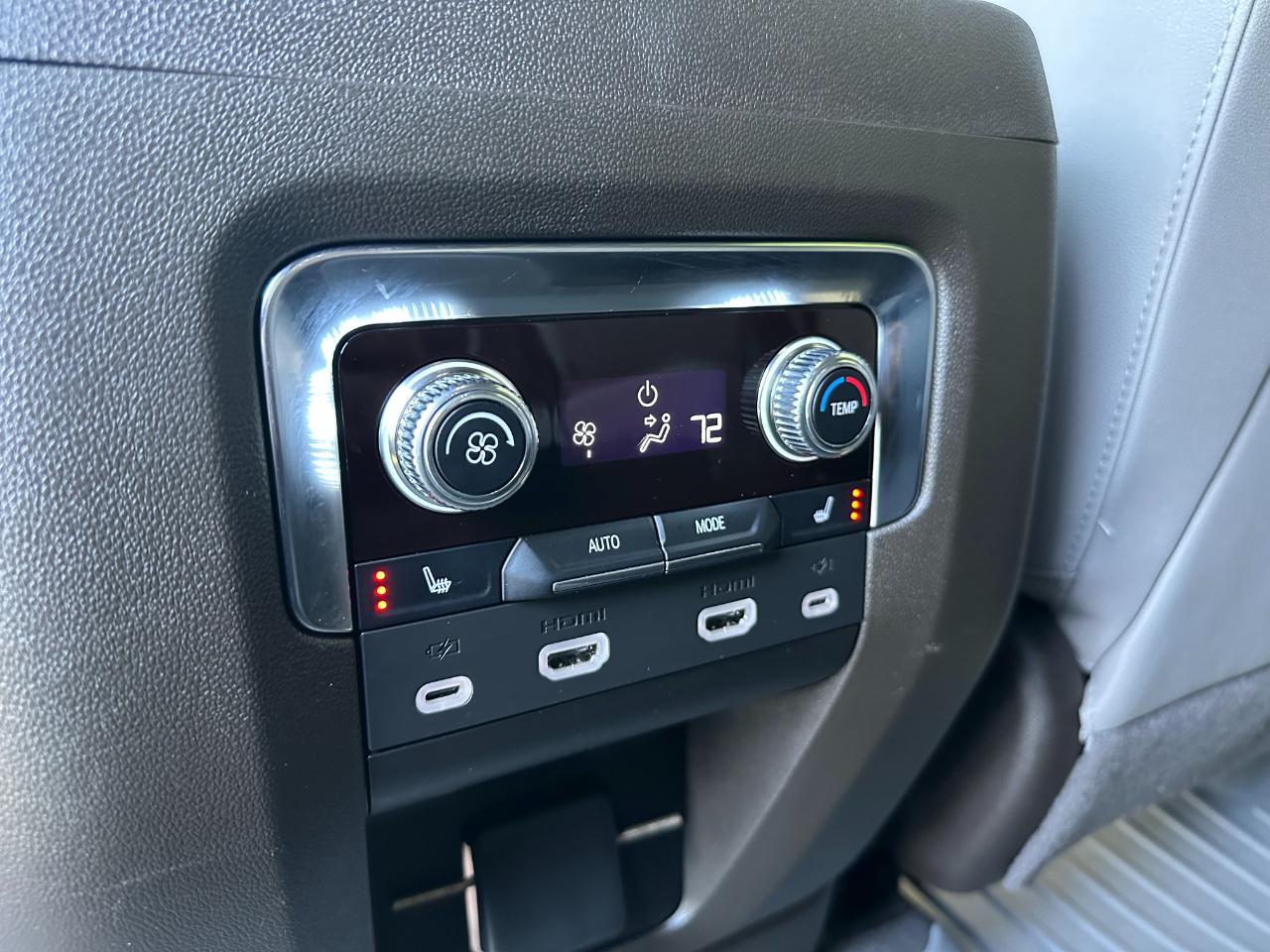 GMC Yukon 4WD 4dr SLT 2024