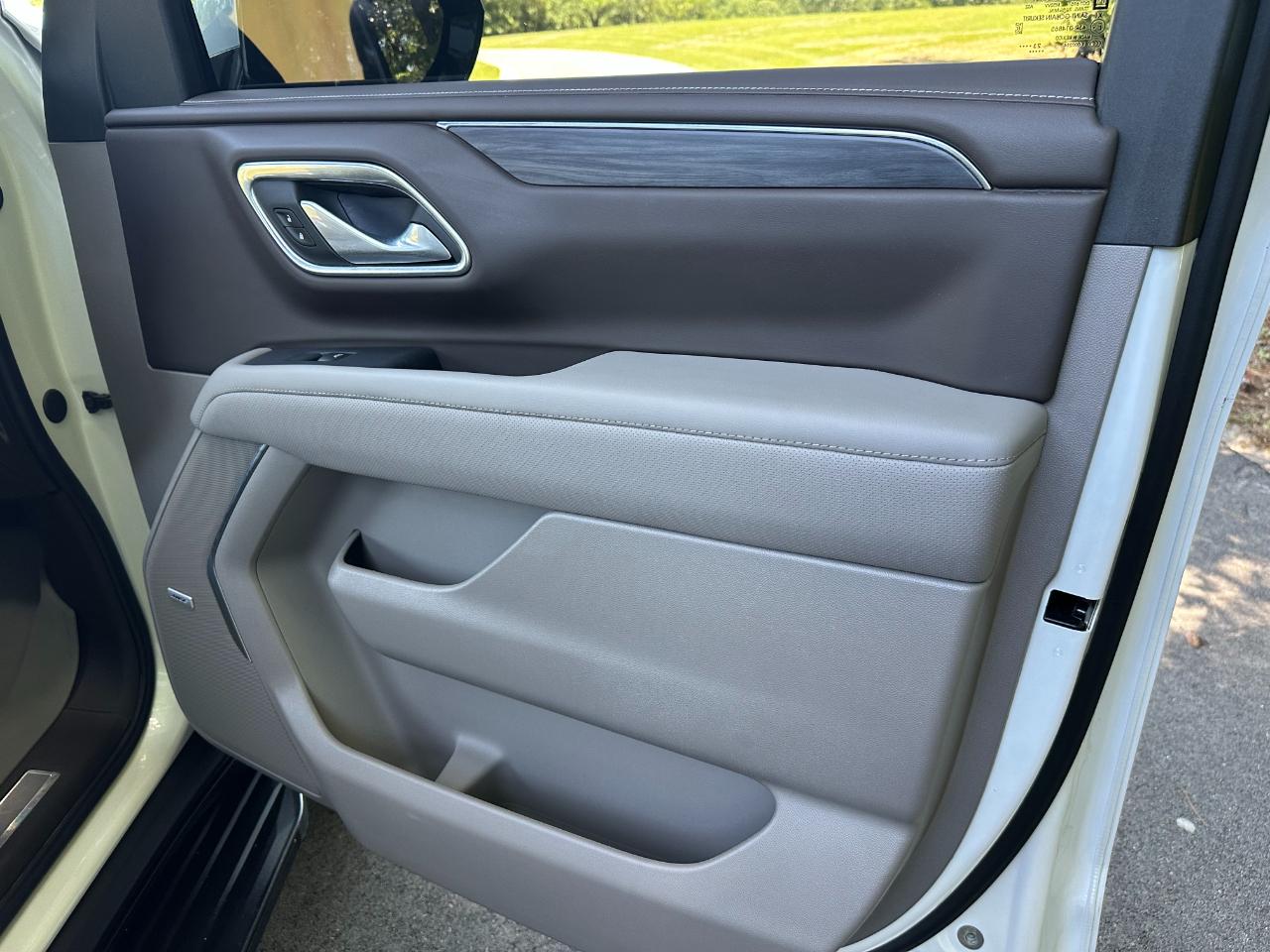 GMC Yukon 4WD 4dr SLT 2024