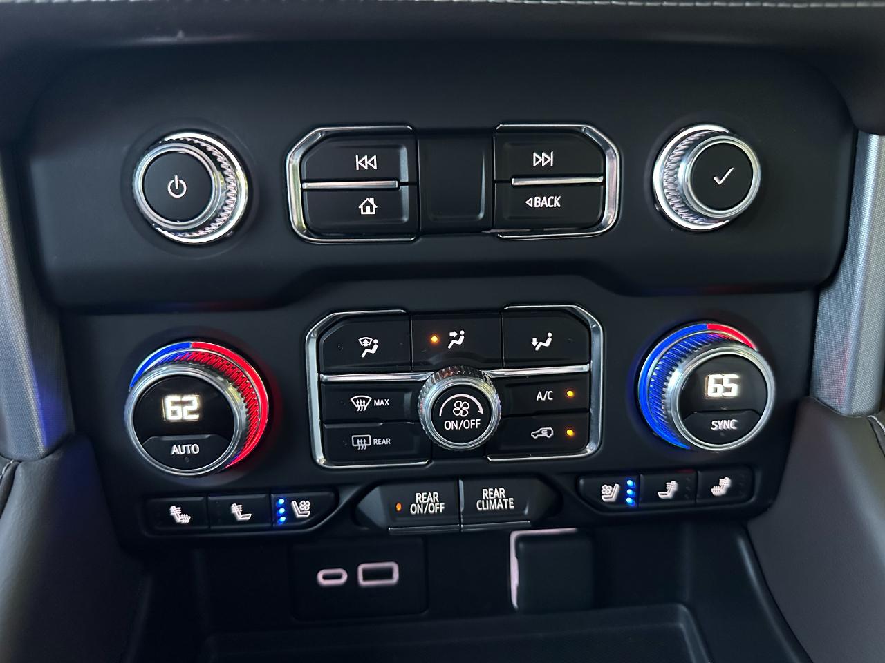 GMC Yukon 4WD 4dr SLT 2024