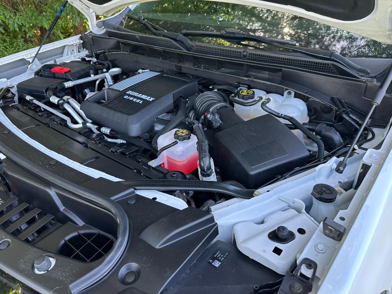 GMC Yukon 4WD 4dr SLT 2024
