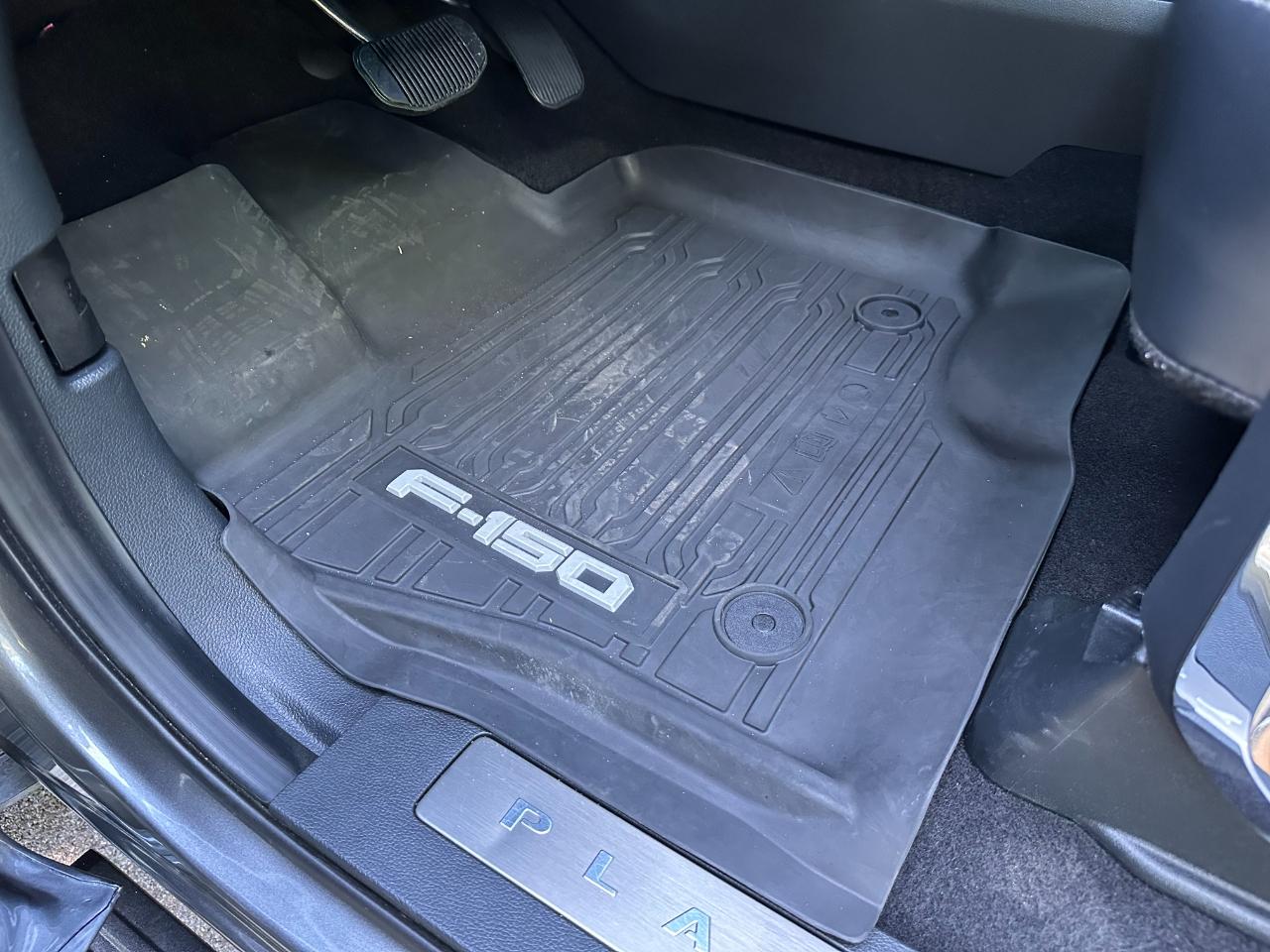 Ford F-150 Platinum 4WD SuperCrew 5.5' Box 2023