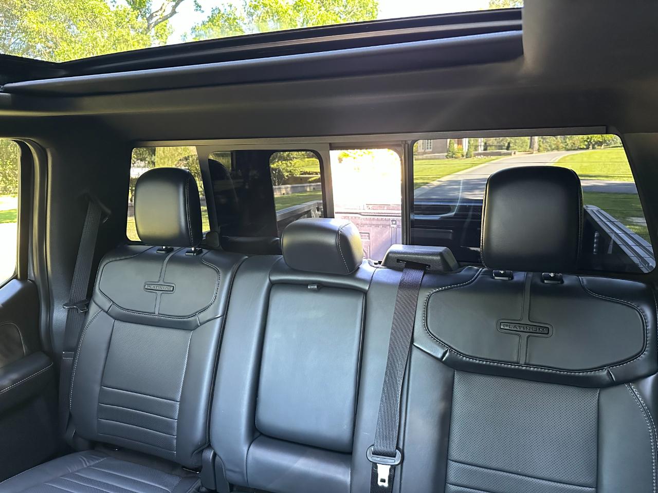 Ford F-150 Platinum 4WD SuperCrew 5.5' Box 2023