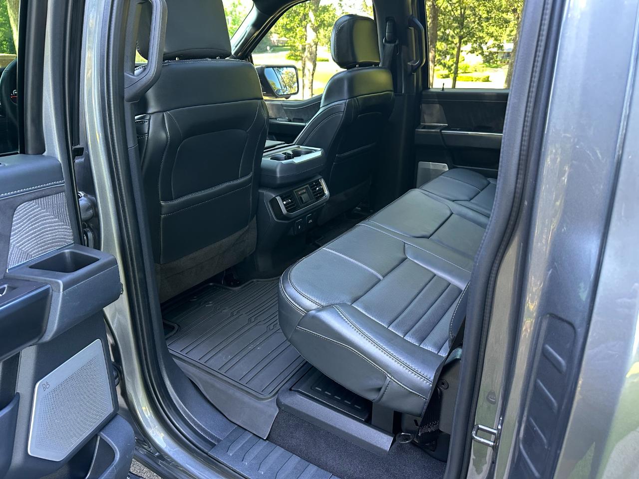 Ford F-150 Platinum 4WD SuperCrew 5.5' Box 2023