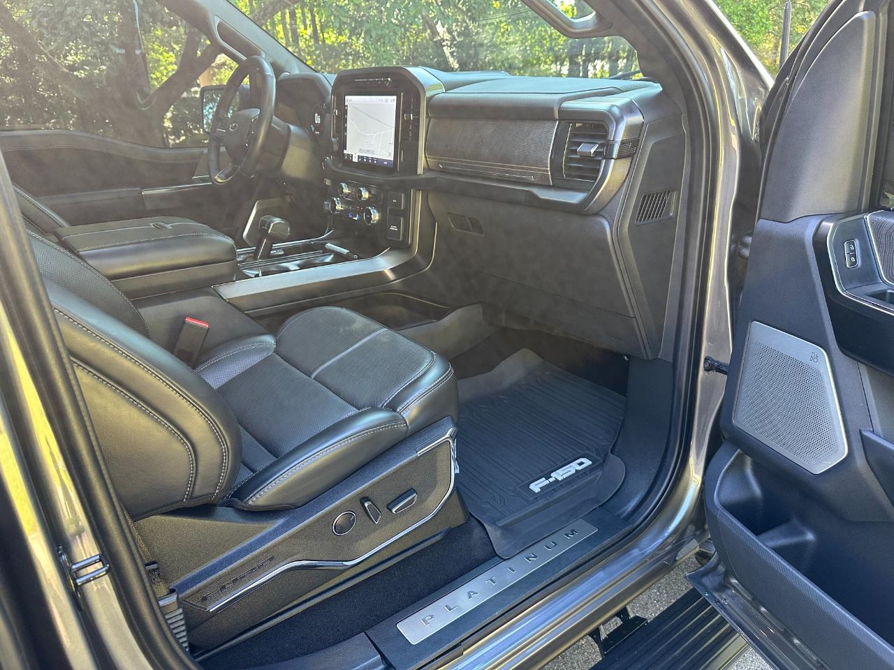 Ford F-150 Platinum 4WD SuperCrew 5.5' Box 2023