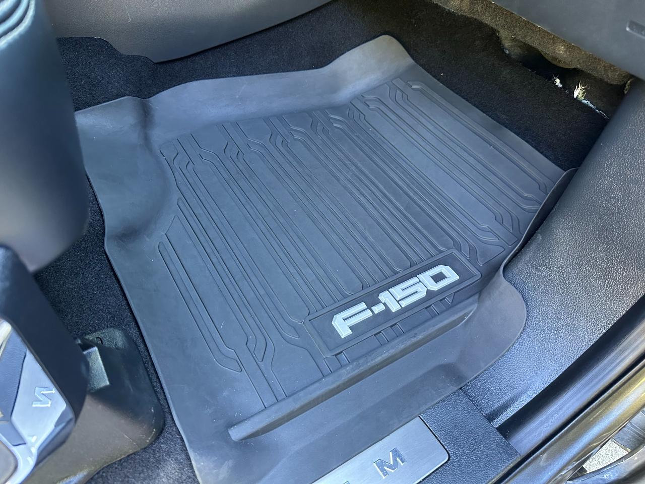 Ford F-150 Platinum 4WD SuperCrew 5.5' Box 2023
