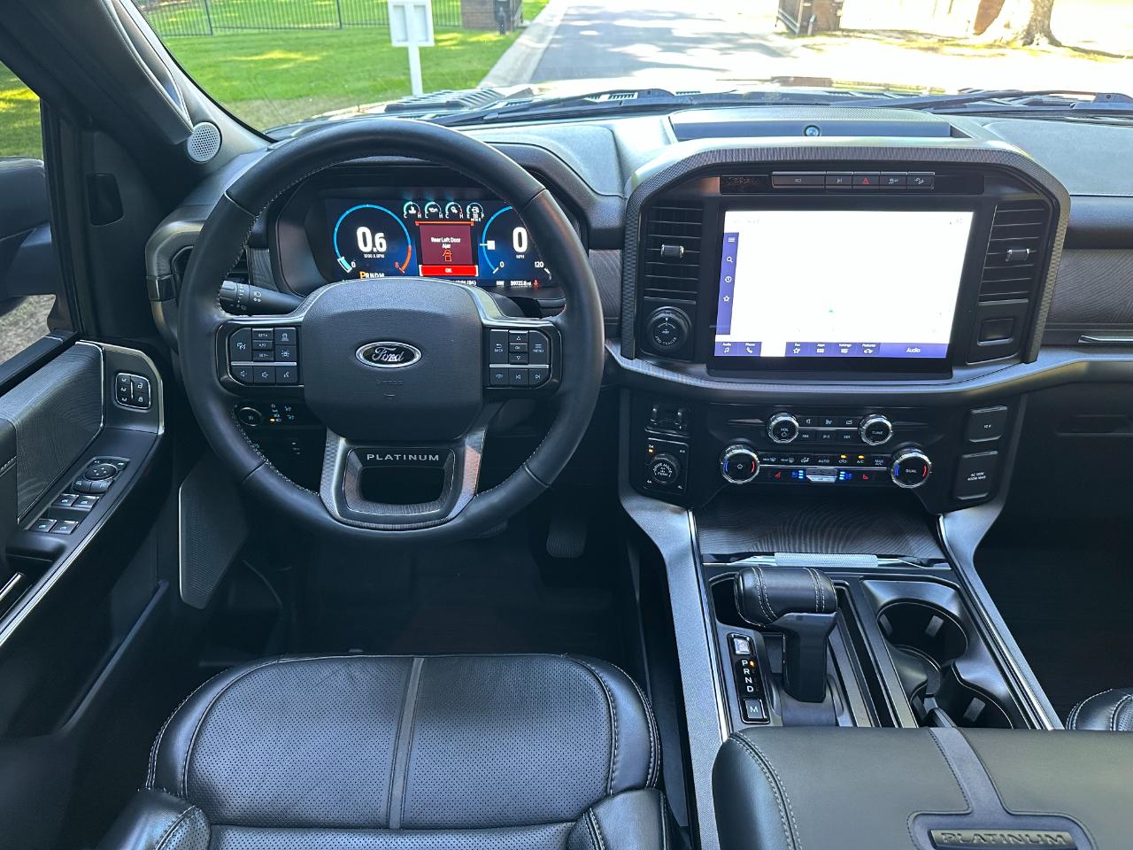 Ford F-150 Platinum 4WD SuperCrew 5.5' Box 2023