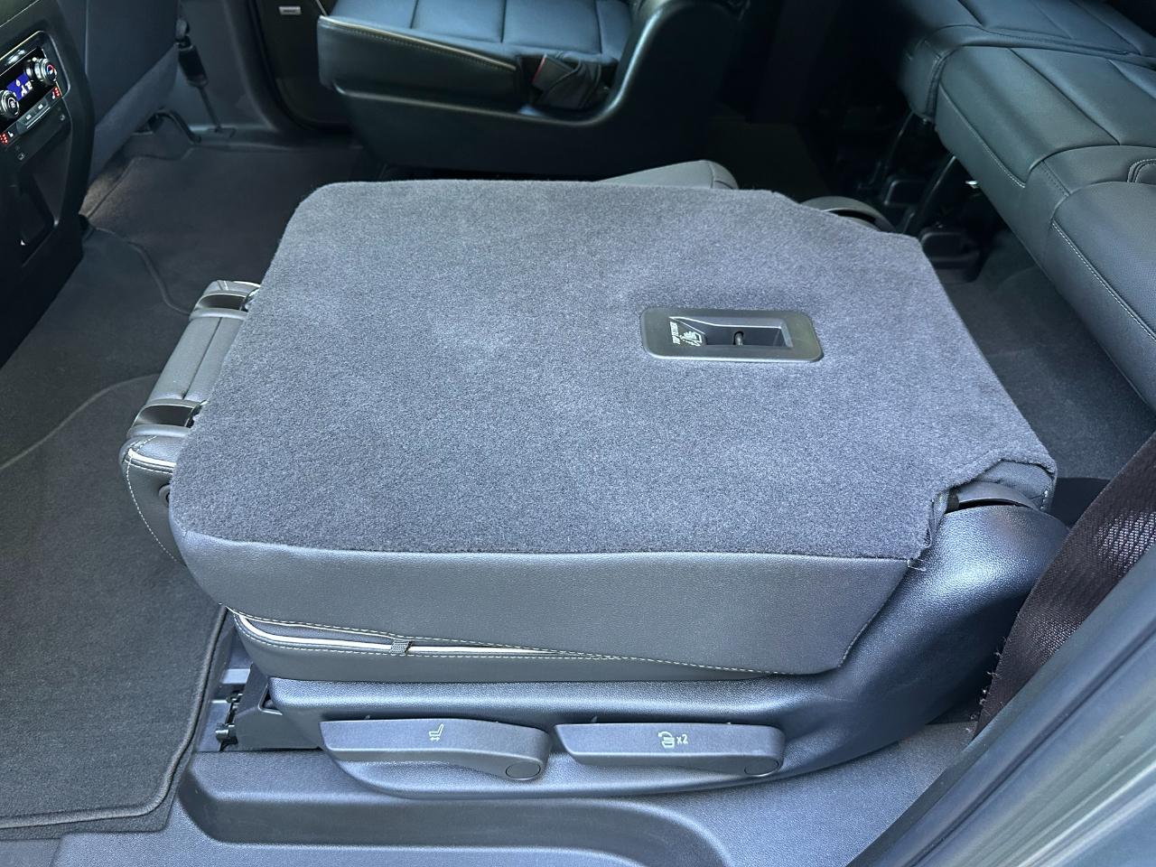 GMC Yukon XL 2WD 4dr Elevation 2025