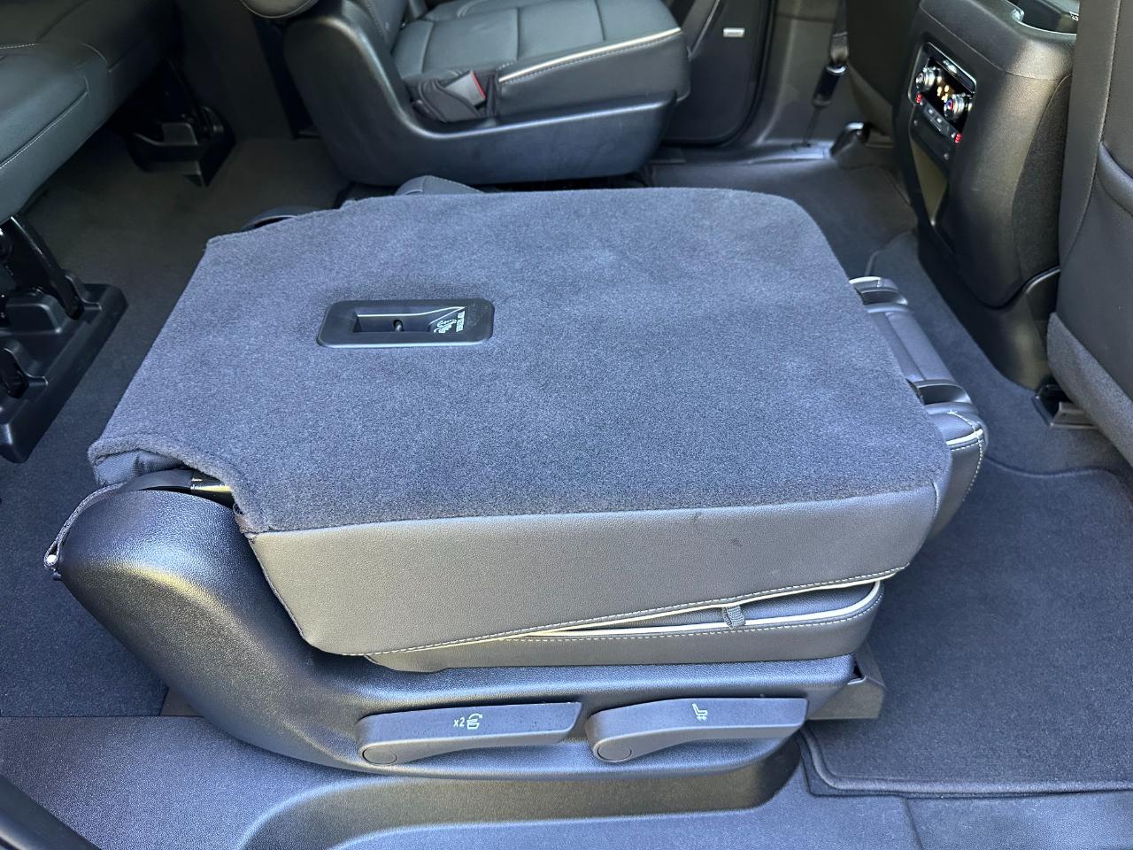 GMC Yukon XL 2WD 4dr Elevation 2025