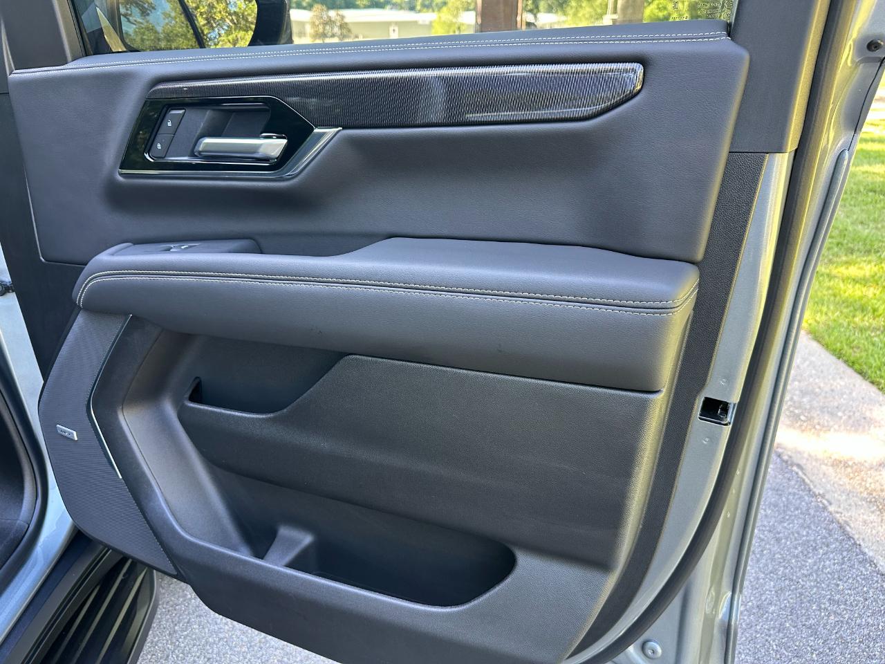 GMC Yukon XL 2WD 4dr Elevation 2025