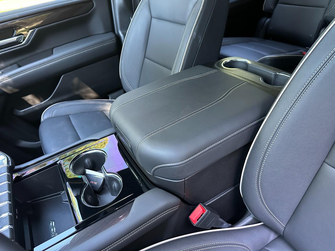 GMC Yukon XL 2WD 4dr Elevation 2025