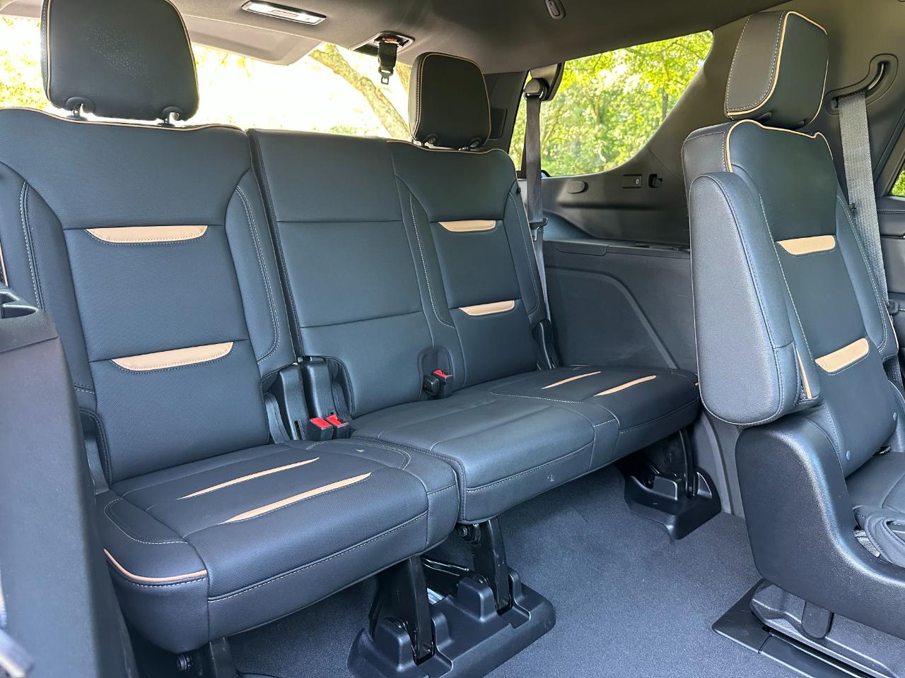 GMC Yukon 4WD 4dr AT4 2024