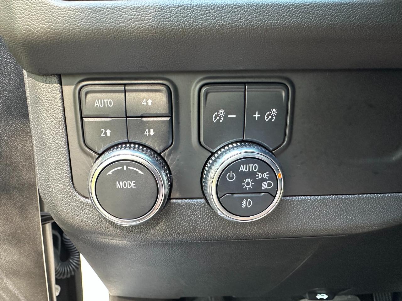 GMC Yukon 4WD 4dr AT4 2024