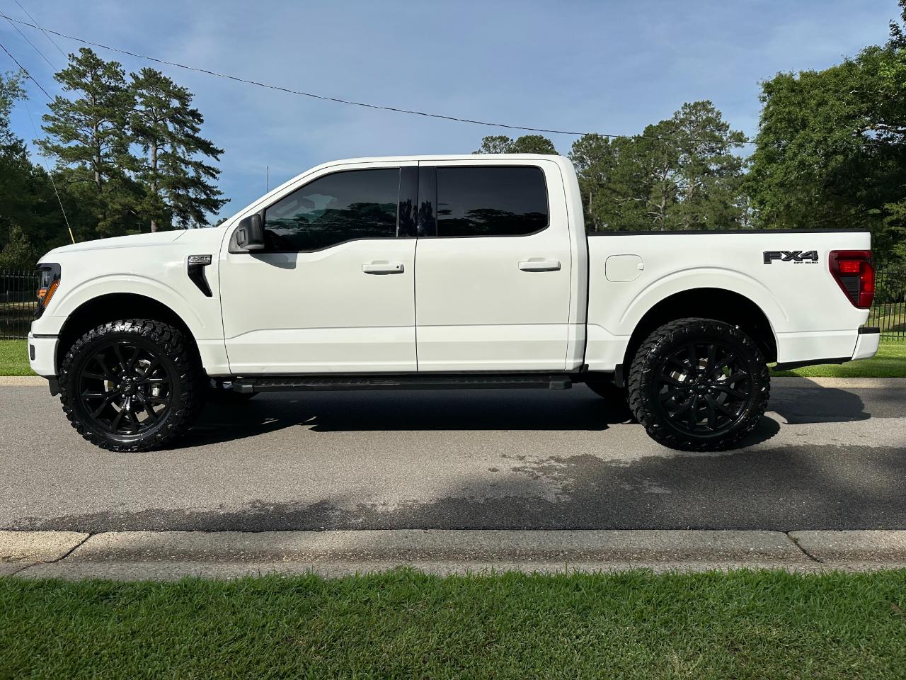 Ford F-150 XLT 4WD SuperCrew 5.5' Box 2025