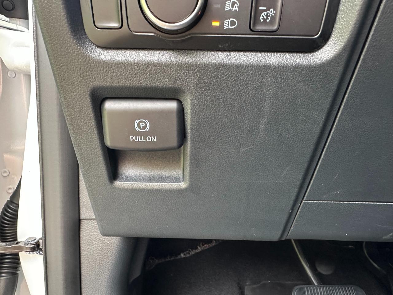 Ford F-150 XLT 4WD SuperCrew 5.5' Box 2025