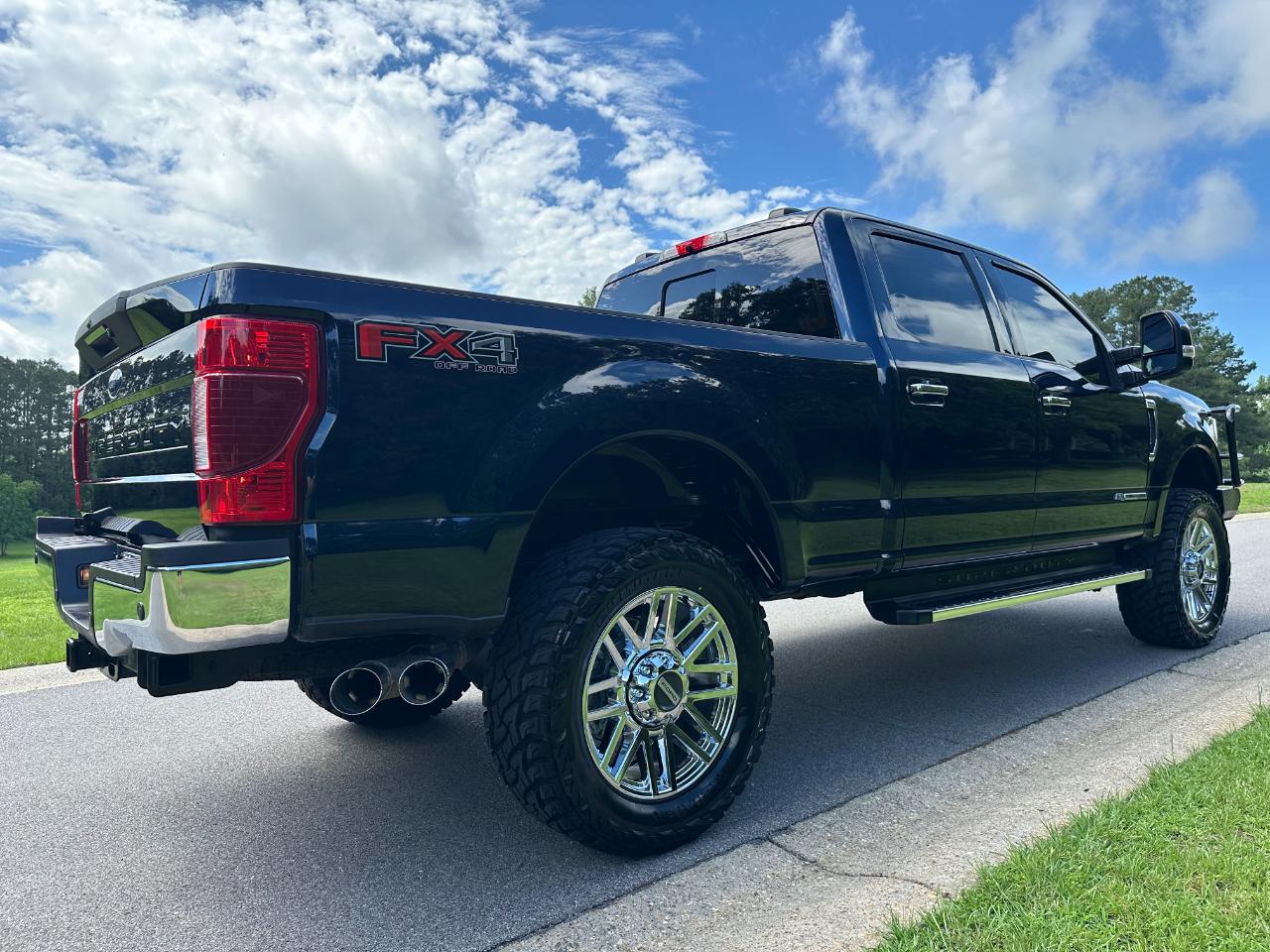 Ford Super Duty F-250 SRW Lariat 4WD Crew Cab 6.75' Box 2022