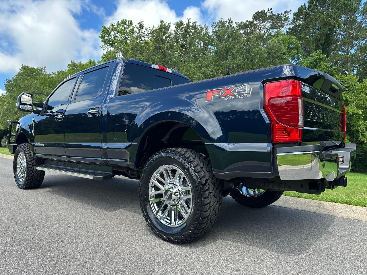 Ford Super Duty F-250 SRW Lariat 4WD Crew Cab 6.75' Box 2022