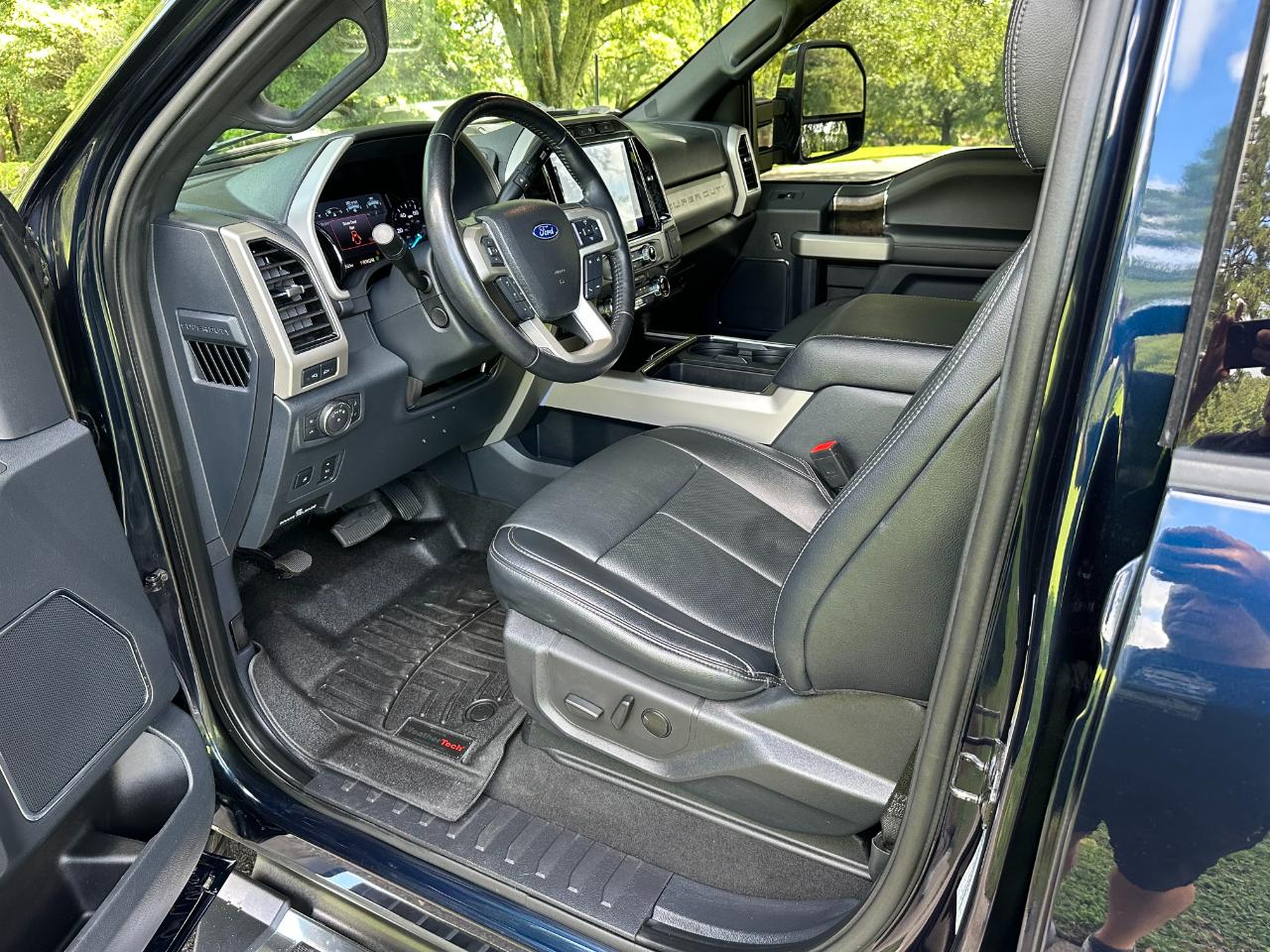 Ford Super Duty F-250 SRW Lariat 4WD Crew Cab 6.75' Box 2022