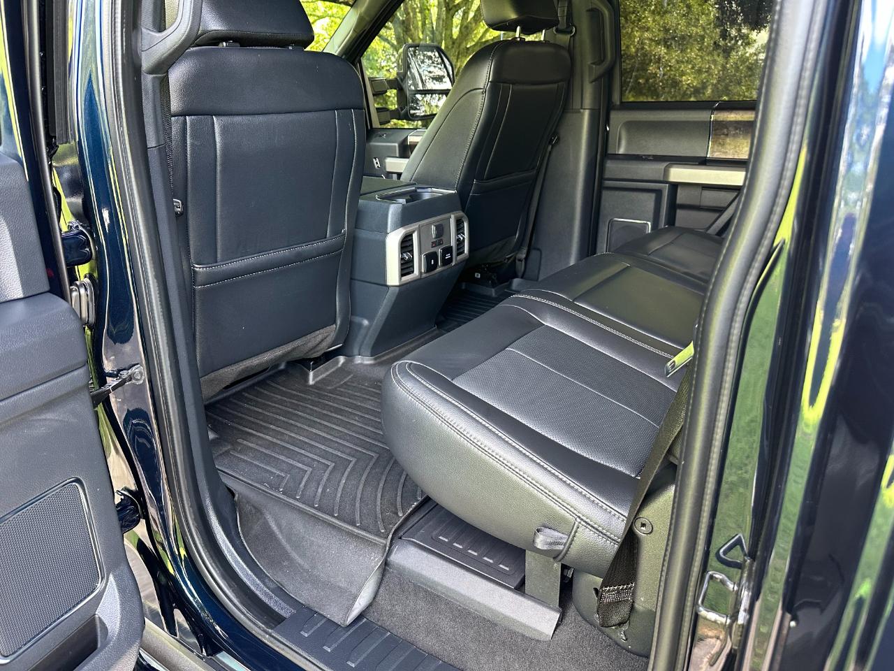 Ford Super Duty F-250 SRW Lariat 4WD Crew Cab 6.75' Box 2022