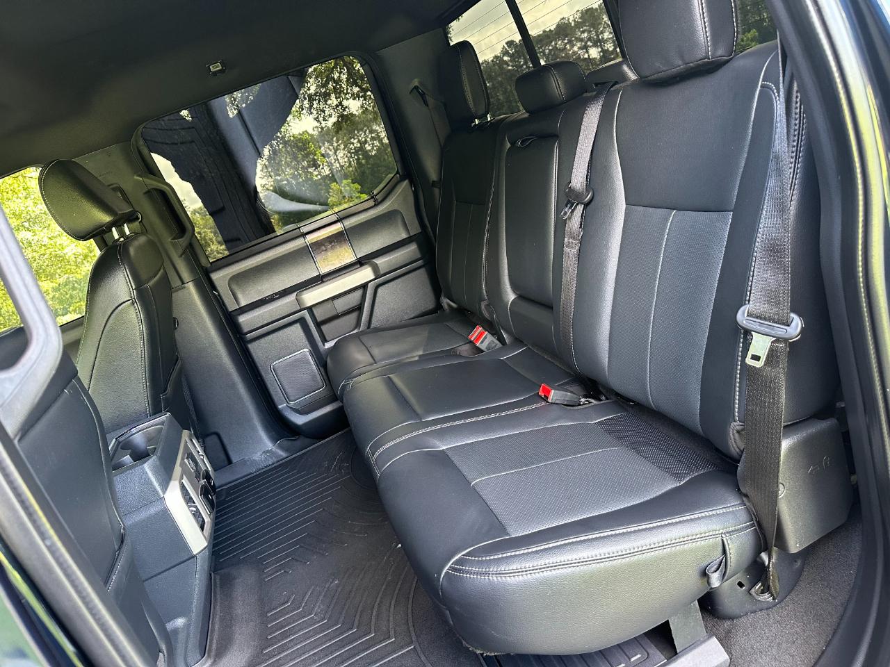 Ford Super Duty F-250 SRW Lariat 4WD Crew Cab 6.75' Box 2022