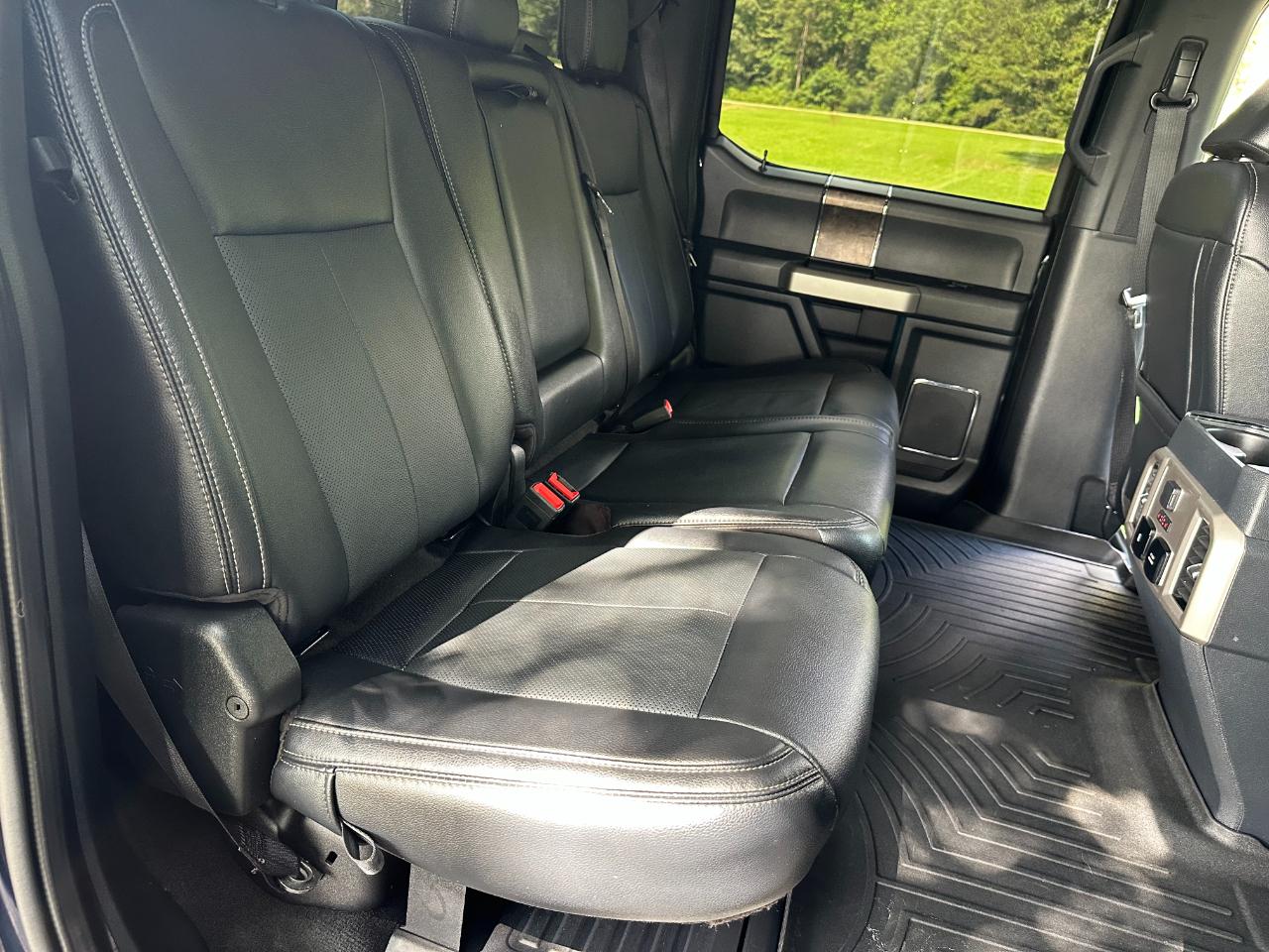 Ford Super Duty F-250 SRW Lariat 4WD Crew Cab 6.75' Box 2022