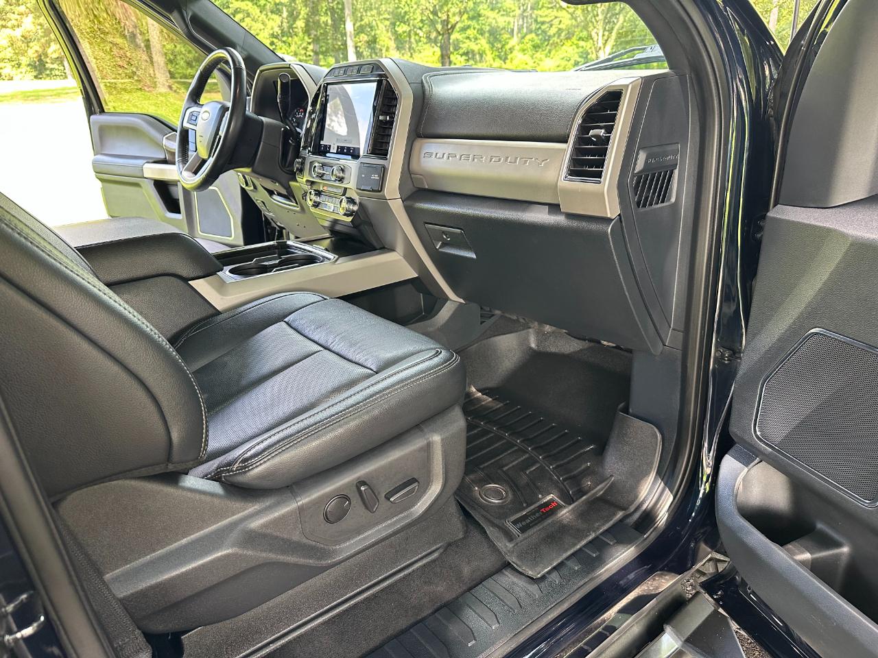 Ford Super Duty F-250 SRW Lariat 4WD Crew Cab 6.75' Box 2022