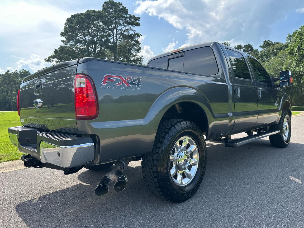 Ford Super Duty F-250 SRW 4WD Crew Cab 156" Lariat 2016