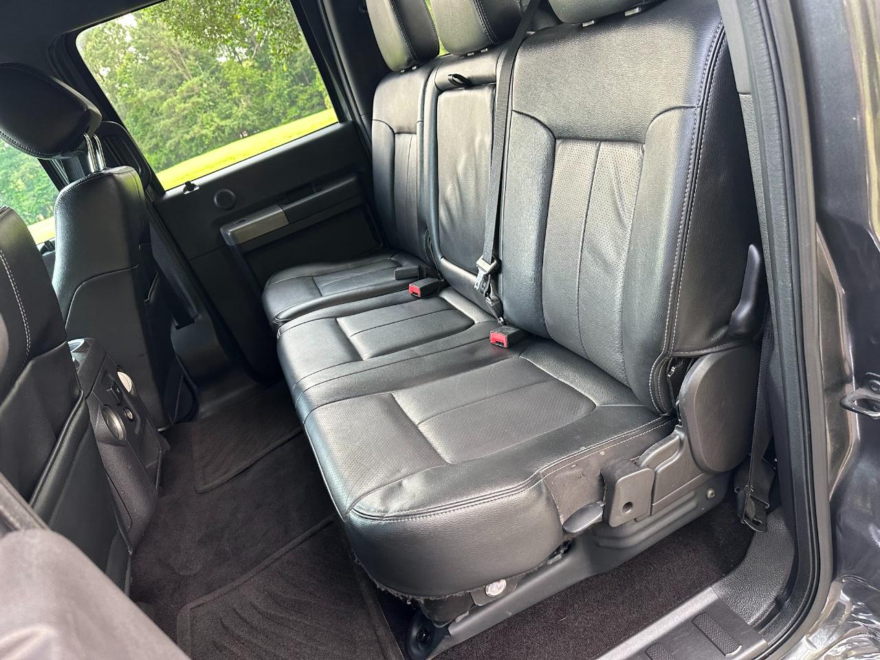 Ford Super Duty F-250 SRW 4WD Crew Cab 156" Lariat 2016