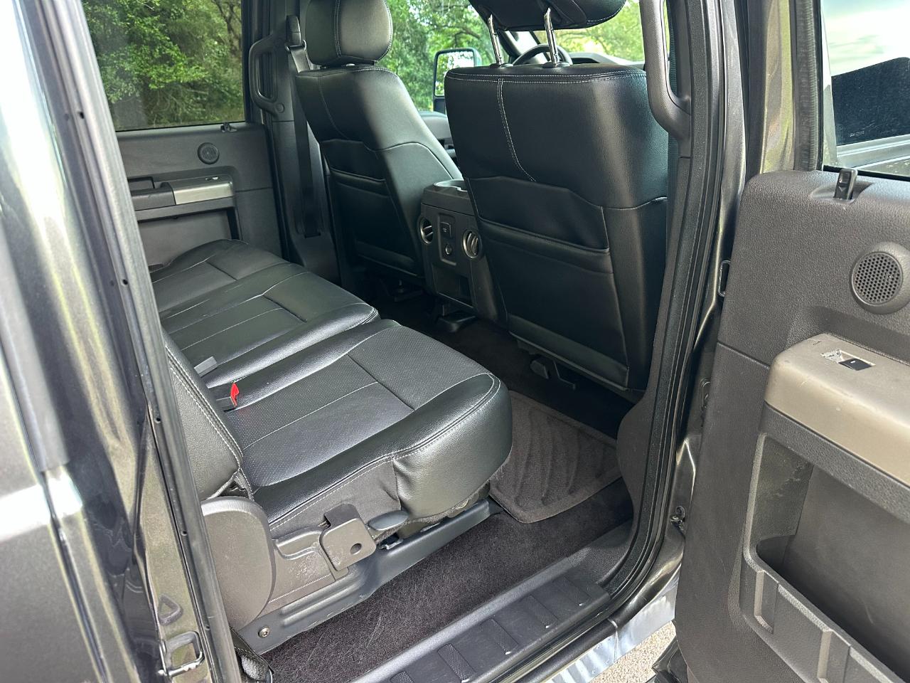 Ford Super Duty F-250 SRW 4WD Crew Cab 156" Lariat 2016