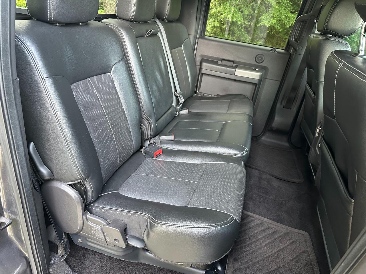 Ford Super Duty F-250 SRW 4WD Crew Cab 156" Lariat 2016