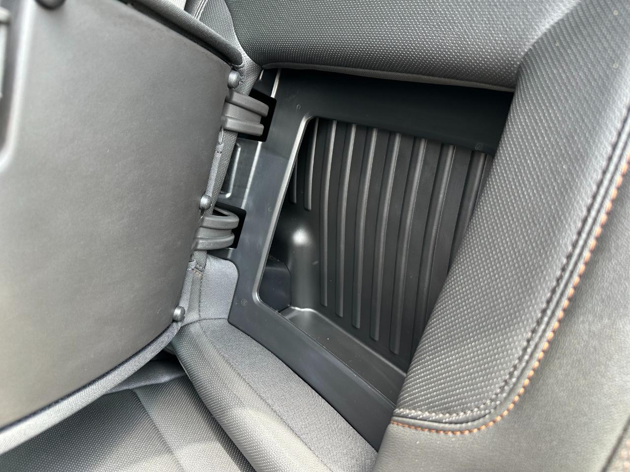 GMC Sierra 2500HD 4WD Crew Cab 159" AT4 2024