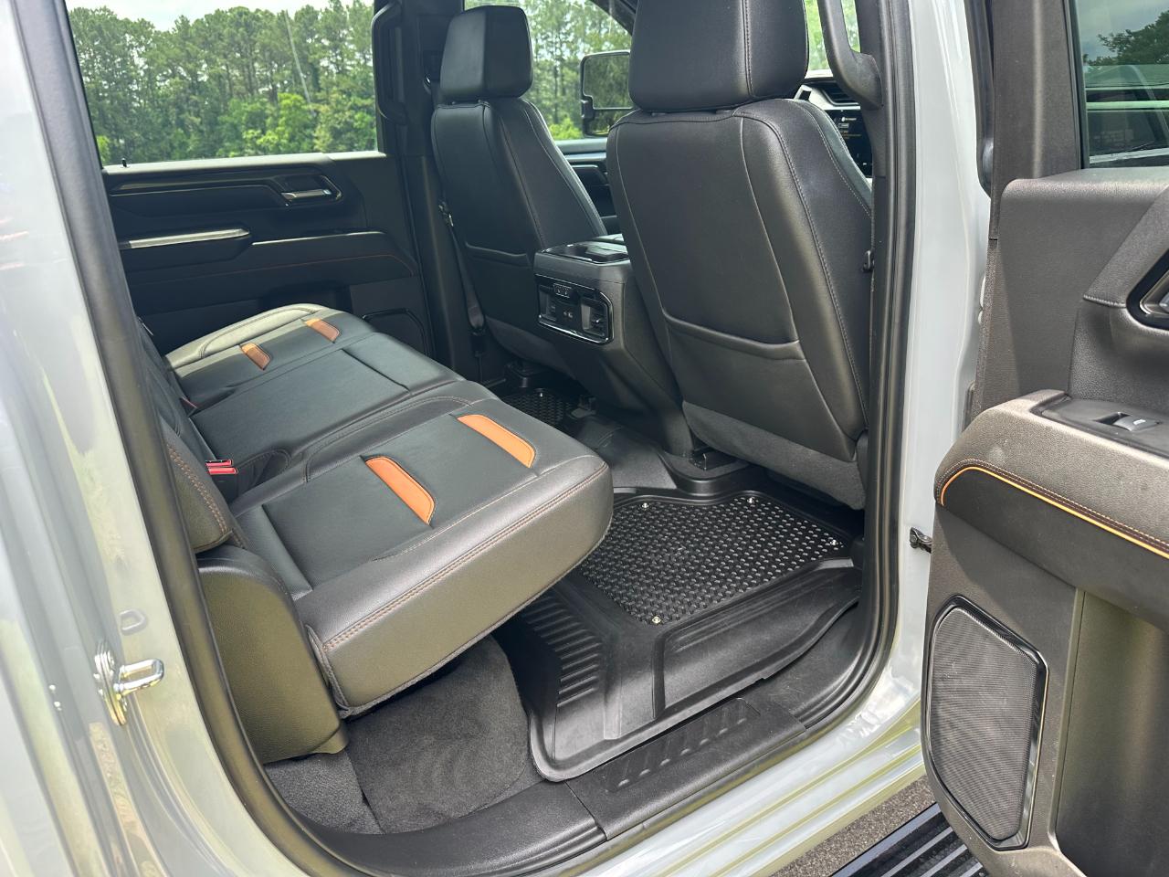 GMC Sierra 2500HD 4WD Crew Cab 159" AT4 2024
